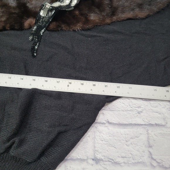 Vtg Kippsport Saks Fifth Avenue Designer Bat Wing‎ Wool Black Sweater Sequins - Picture 16 of 16